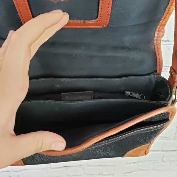 American Leather Co crossbody bag - Picture 3 of 6